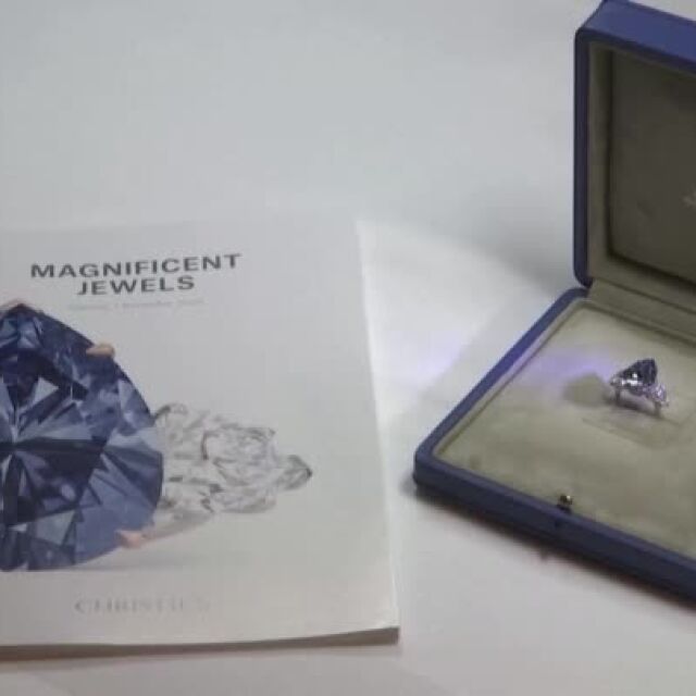 Продават на търг изключително рядък син диамант, очакват 50 млн. долара