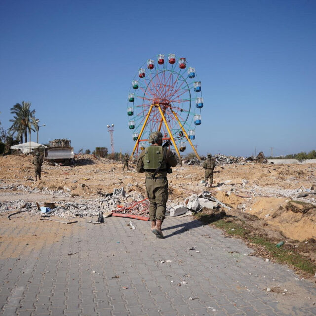 Израелският министър на отбраната: Войниците ни са „в сърцето“ на Газа (СНИМКИ и ВИДЕО)