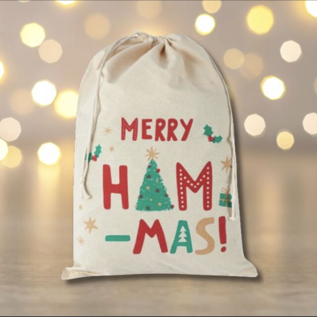 Магазин пусна коледни торбички с шунка „Merry Ham-mas“. Еврейска асоциация отговори