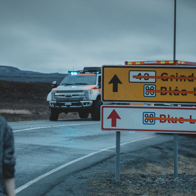 Исландски дневници: Хиляди са евакуирани в очакване на вулканично изригване (СНИМКИ и ВИДЕО)
