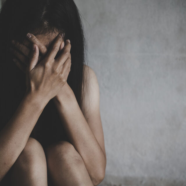 Мъж и тийнейджър изнасилиха млада жена в Пловдив