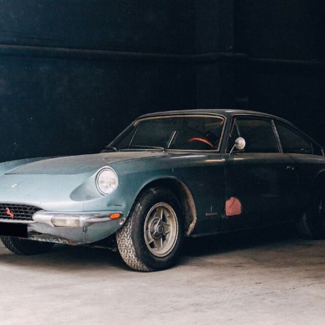 Това Ferrari от 1968 г. прекара повече от 40 години в гараж. Сега отива на търг (ВИДЕО)
