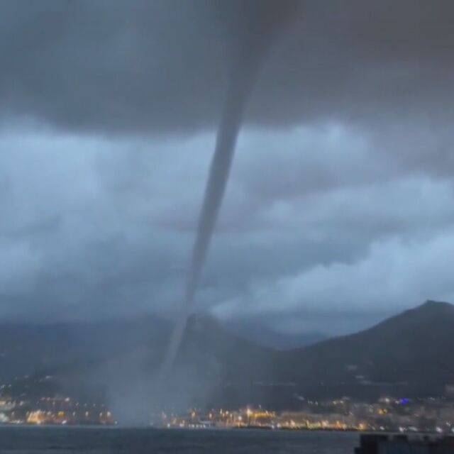 Няколко торнада удариха брега на Амалфи в Южна Италия (ВИДЕО)