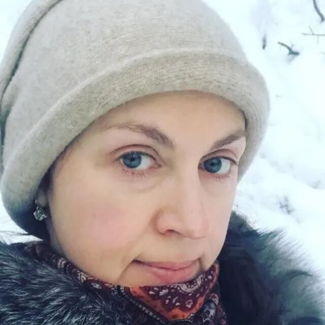 Руска актриса е загинала при ракетен обстрел, докато изнася представление пред войници (ВИДЕО)