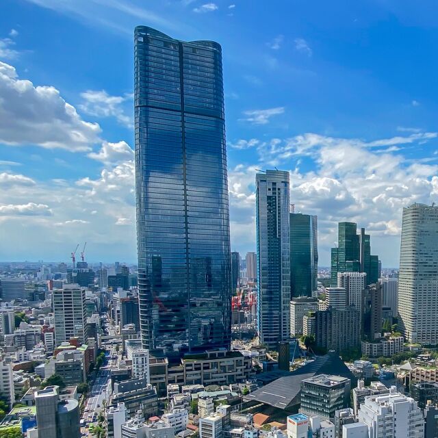 Сграда за 4 млрд. долара: Най-високият небостъргач в Япония вече е отворен (ВИДЕО)
