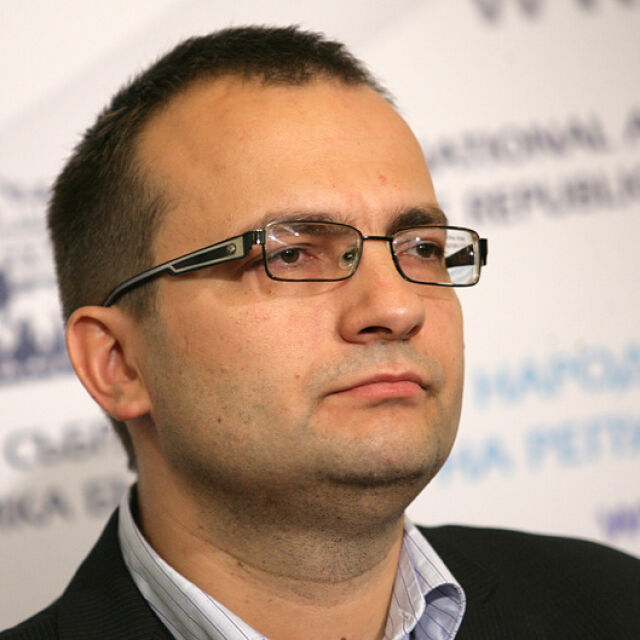 Мартин Димитров: КТБ трябва да се разследва по света и у нас
