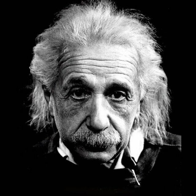 Геният на Алберт Айнщайн се дължи на изключително добрите връзки в мозъка му