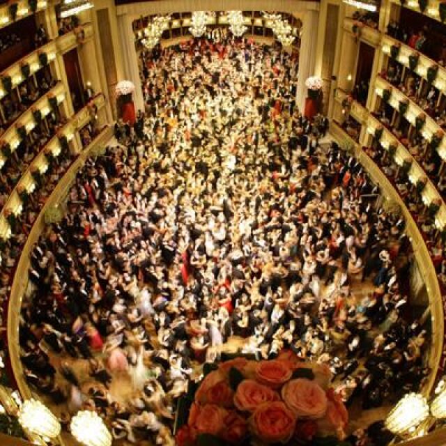 Виенската опера ще излъчва спектакли в интернет
