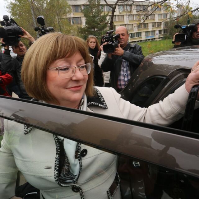 Съпругата на Цветан Василев напусна Следствието без обвинение 