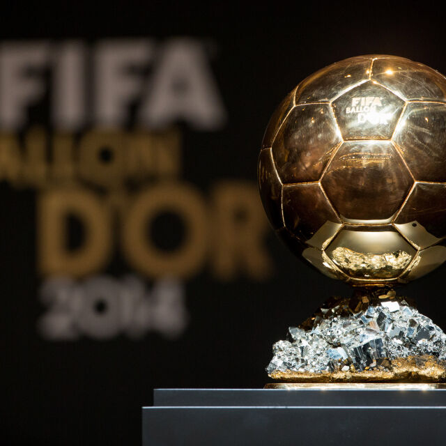 В борба за "Златната топка": Меси, Роналдо и седем от "Ливърпул"