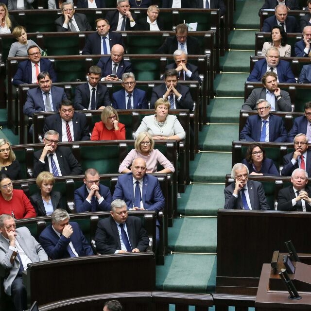 Полският парламент отхвърли закона за забрана на абортите