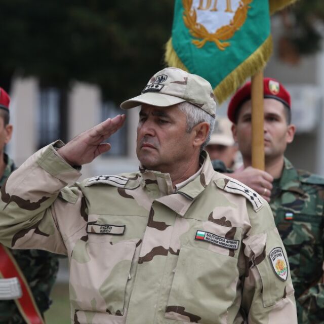 Българският контингент се завърна от Афганистан (ГАЛЕРИЯ)