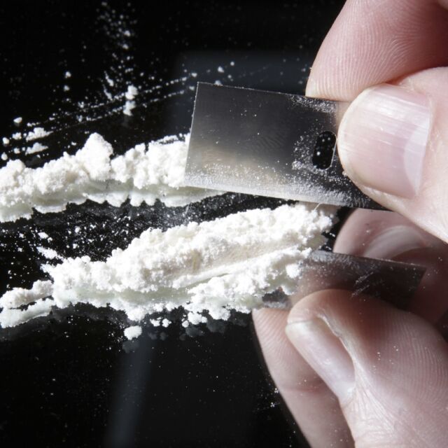 Задържаха мъж с близо 123 грама кокаин, 12 грама амфетамини и 0,06 грама марихуана