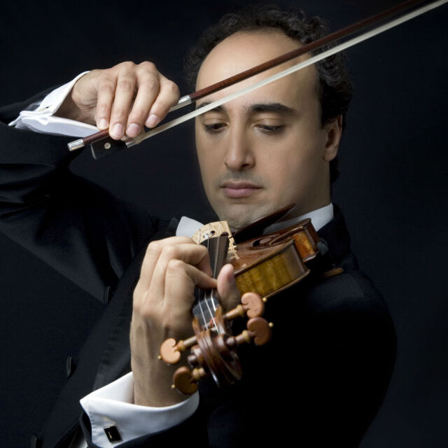 Премиера на произведение на Паганини на концерт в зала 1 на НДК
