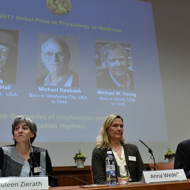 „Биологичният часовник” донесе Нобел на трима американци