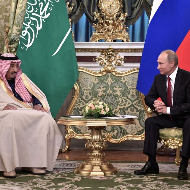 Владимир Путин и крал Салман обсъдиха петролните пазари и войната в Сирия