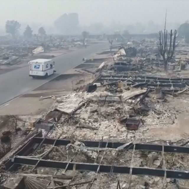 Над 460 в неизвестност в района на пожарите в Калифорния
