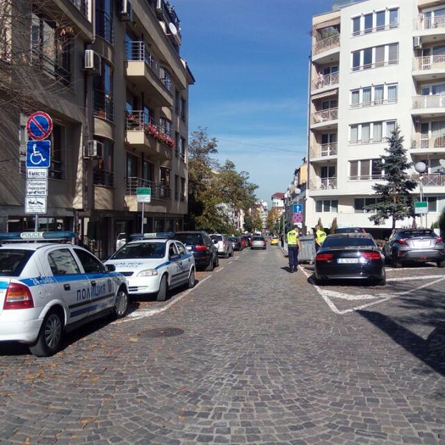 Пиян мъж стреля напосоки в центъра на София