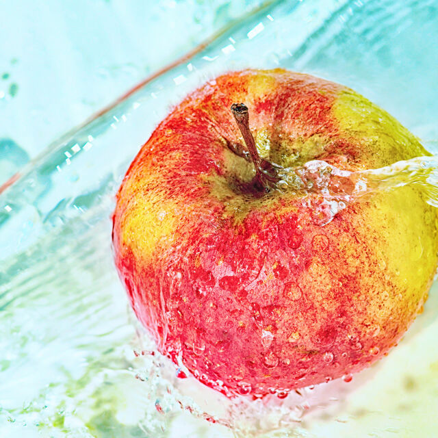 Как правилно да мием ябълките