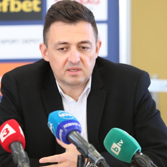 "Левски" подкрепи Яблонски, той ще обжалва (ВИДЕО)