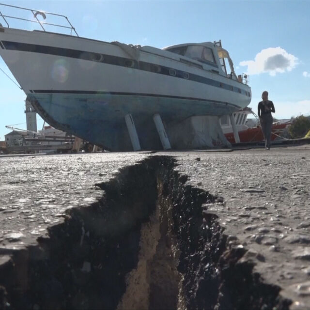 Гръцкият остров Закинтос се възстановява след силния трус