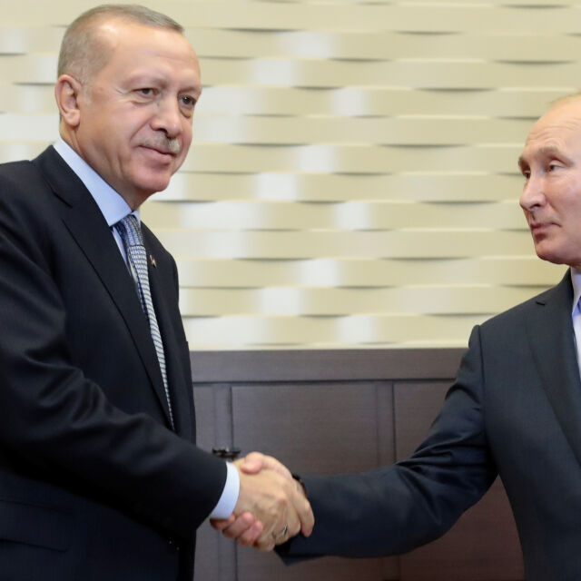 Над 5 часа продължават преговорите между Путин и Ердоган