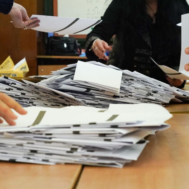 Продължава оспорването на изборните резултати от местния вот в страната