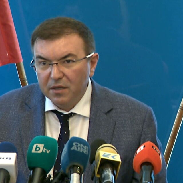 Костадин Ангелов: Навлизаме в изключително сериозна фаза на епидемията