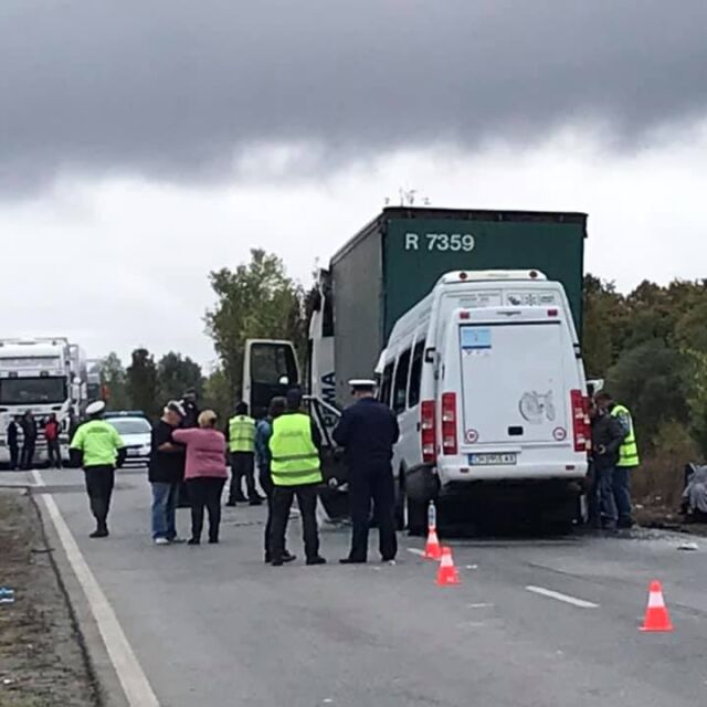 Трима загинали и 16 в болница след тежката катастрофа на пътя Елхово – Лесово