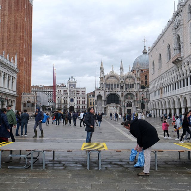 Венеция спря прилива за първи път от 1200 години насам (СНИМКИ)