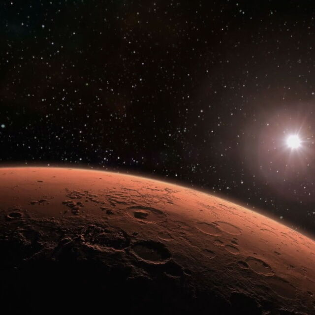 Китайски космически апарат успешно се приземи на повърхността на Марс