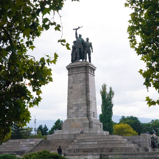 Паметникът на Съветската армия в София отива в Музея на социалистическото изкуство