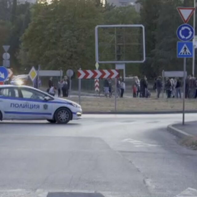 Протест заради момичетата, блъснати от кола на тротоар в Стара Загора