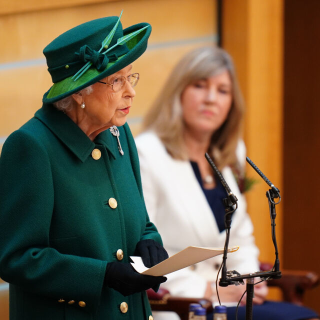 Кралица Елизабет говори за първи път за принц Филип след смъртта му