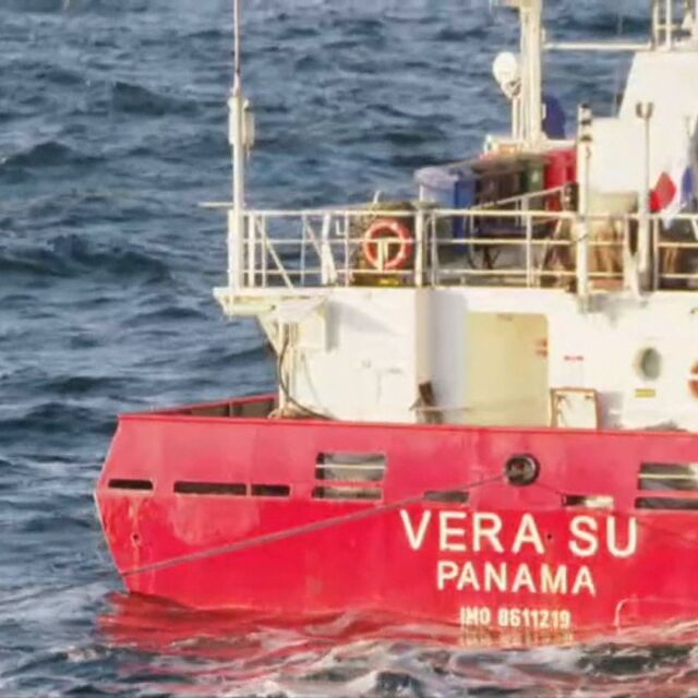 В защита на капитана на „Вера Су“: Защо колегите на задържания екипаж искат да бъде освободен?