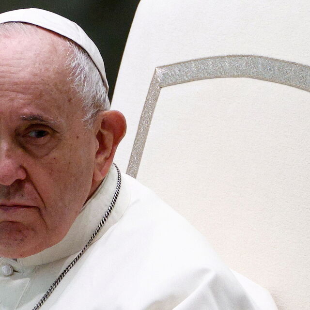 Папата е „напаст“: Франциск коментира критиките към него заради защитата му към бедните