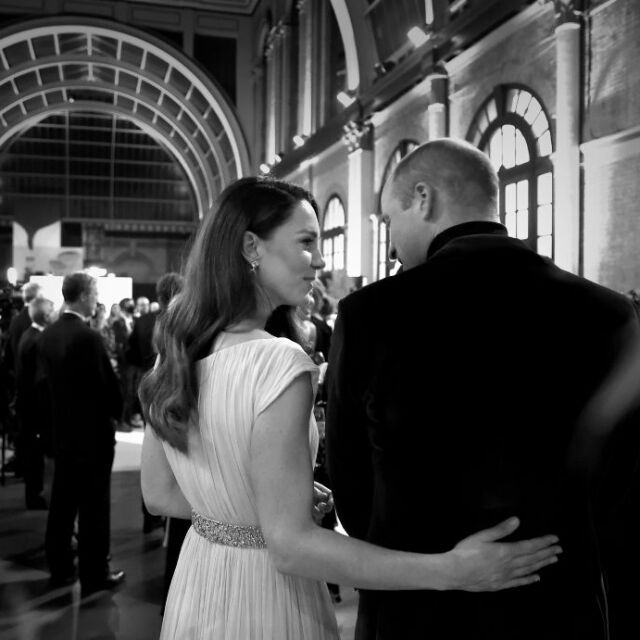 Нови снимки показват голямата любов между Кейт Мидълтън и принц Уилям