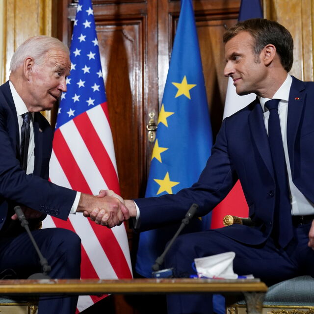 Преди срещата на Г-20: Американският президент се срещна с френския си колега Еманюел Макрон