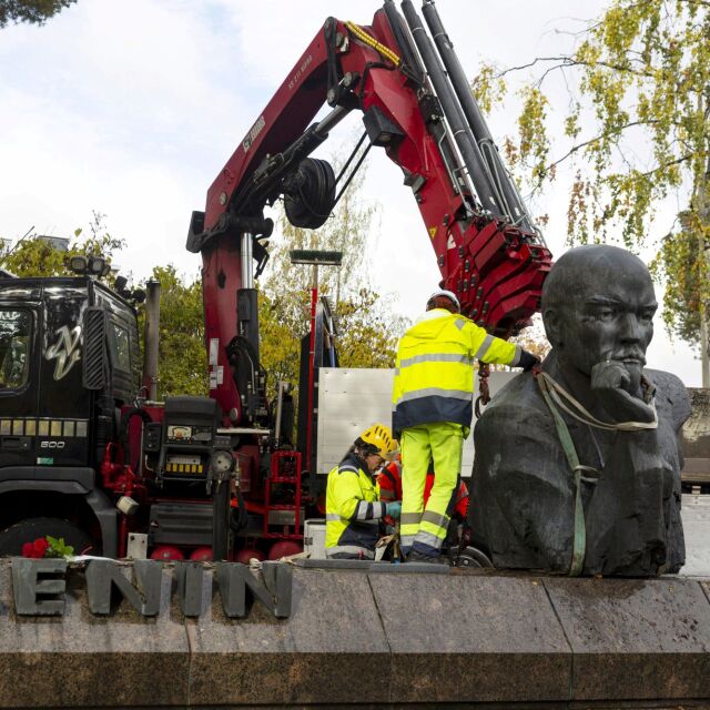 В историята: Финландия демонтира последния паметник на Ленин в страната