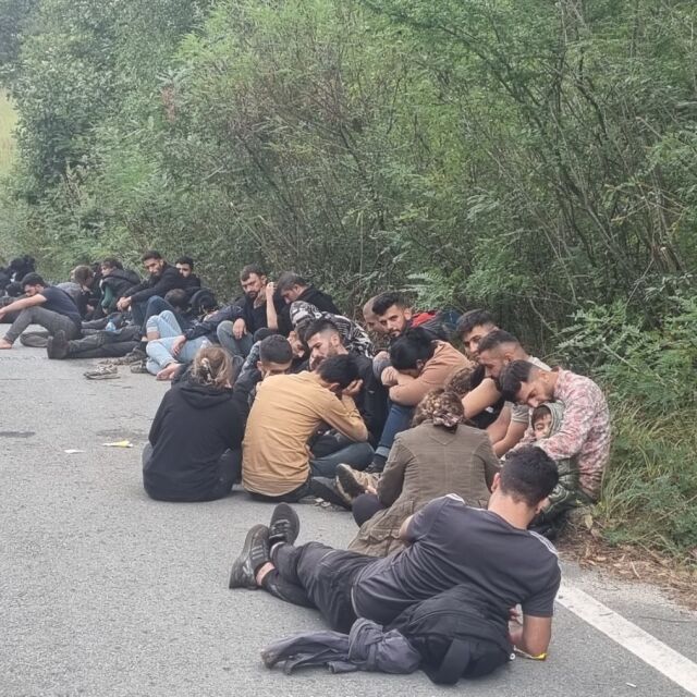 "Разбиха група за каналджийство": По 2500 евро на мигрант за превоз от Турция до Сърбия