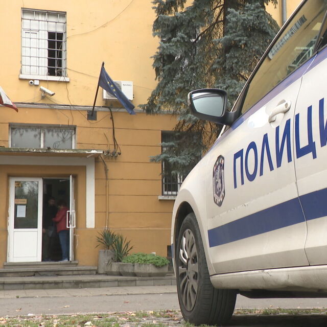Задържаха 47-годишен мъж - един от най-издирваните българи в Европа
