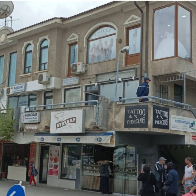 Вандалски акт: Счупиха табелата на новия български културен клуб в Охрид 