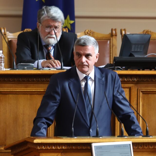 Стефан Янев: Народът ни изпрати в парламента, за да търсим решения за кризите 