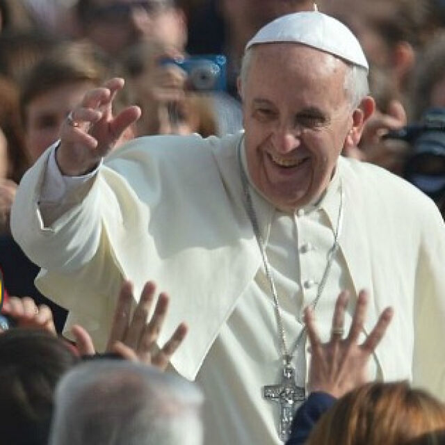 Папата: Дори монахините и свещениците гледат порно!
