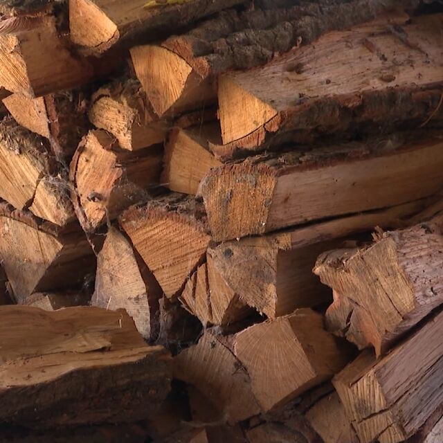 Бум в търсенето на печки на дърва и скок в цените в Северозапада 