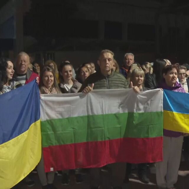 Съдбата на бежанците: Отново държавата ще мести украинци от хотели в нейни бази (ОБЗОР)