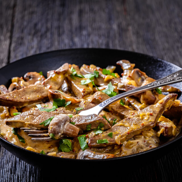  Трима умряли след обяд с говеждо с гъби: Двойник на печурката евентуално е предизвикал натравянето 