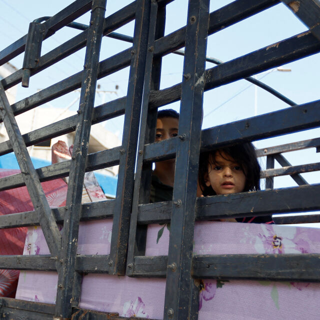 "Ние сме хора, оставаме тук": Палестинци няма да се евакуират от Газа (ВИДЕО)