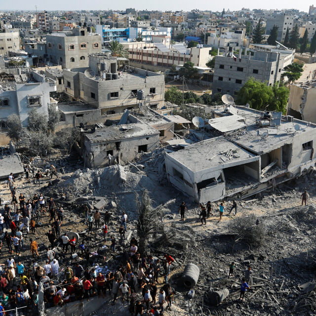 Глас от блокадата в Газа: Въпреки липсата на ток и интернет bTV се свърза с д-р Нахет Абусалим