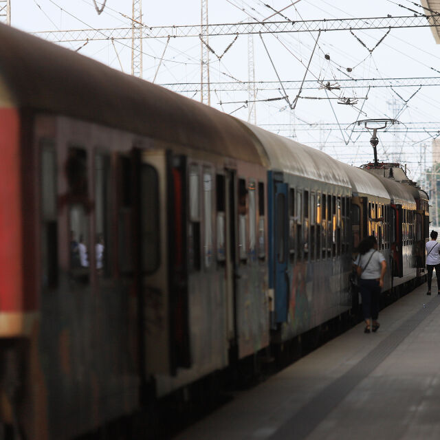 Частна компания получи лиценз за пътнически жп превози в България